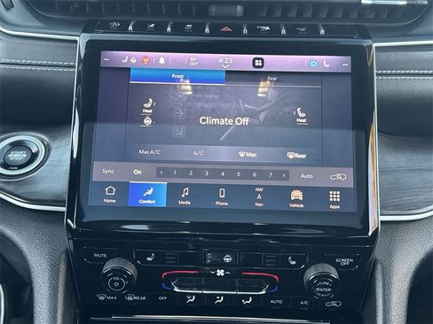 Used 2021 Jeep Grand Cherokee L Limited image 17