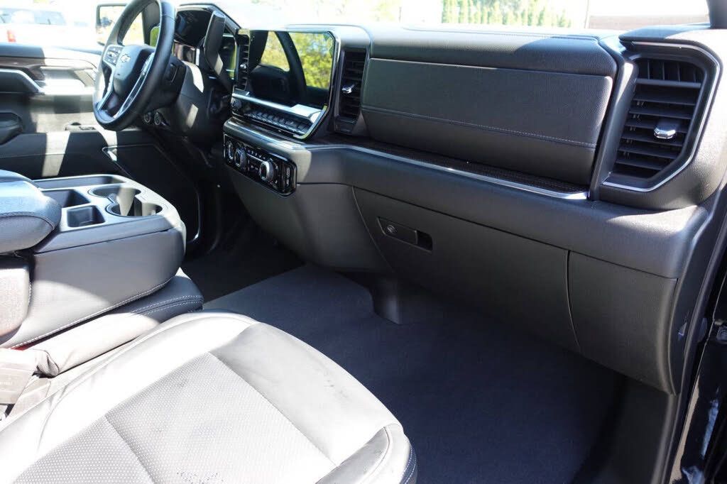 Used 2023 Chevrolet Silverado 1500 LT AWD/4WD image 36