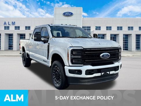 Used 2025 Ford F250 Platinum w/ Snow Plow Prep Package AWD/4WD image 3