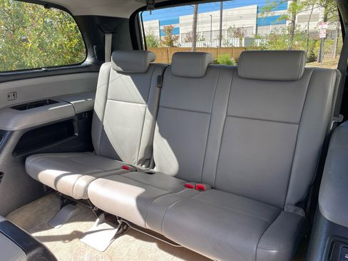 Used 2011 Toyota Sequoia Platinum image 6