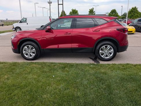 Used 2022 Chevrolet Blazer LT FWD image 11