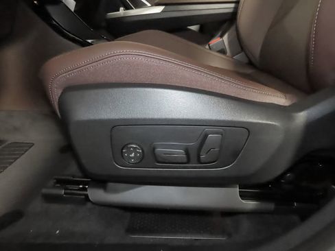 Used 2025 BMW X1 xDrive28i w/ Convenience Package AWD/4WD image 14