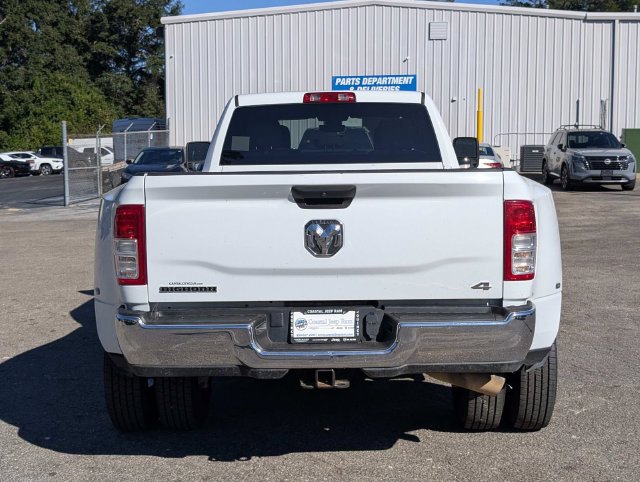 Used 2023 RAM 3500 Big Horn w/ Level 1 Equipment Group AWD/4WD image 8