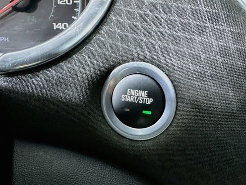 Used 2021 Chevrolet Malibu LT FWD image 18