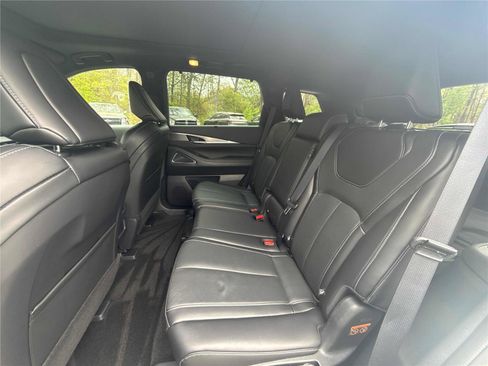 Certified 2025 INFINITI QX60 Luxe w/ Black Edition image 12