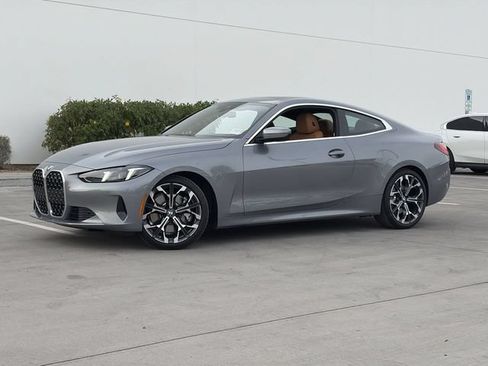 Used 2026 BMW 430i Coupe w/ Premium Package RWD image 2