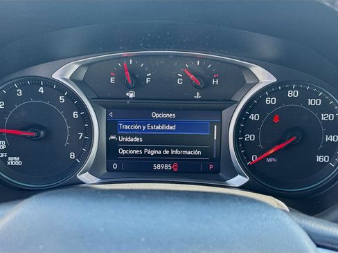 Used 2020 Chevrolet Equinox Premier image 11