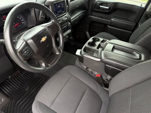 Used 2020 Chevrolet Silverado 1500 Custom w/ Custom Value Package RWD image 15