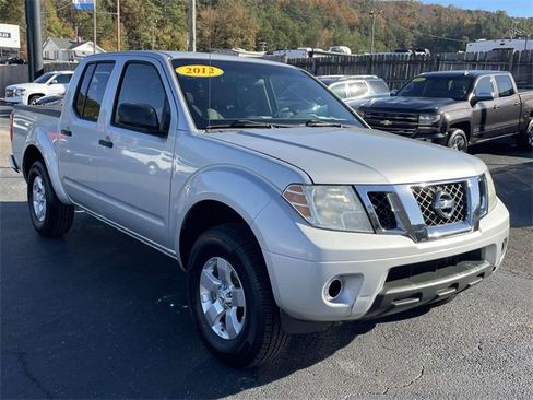 Used 2012 Nissan Frontier SV image 6