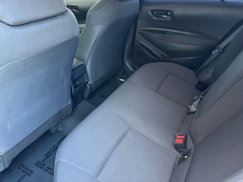 Used 2022 Toyota Corolla LE image 11