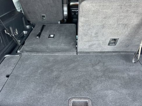 Certified 2023 Ford Explorer XLT w/ Equipment Group 202A RWD image 18