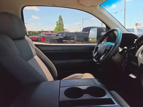 Used 2015 Toyota Tundra SR RWD image 24