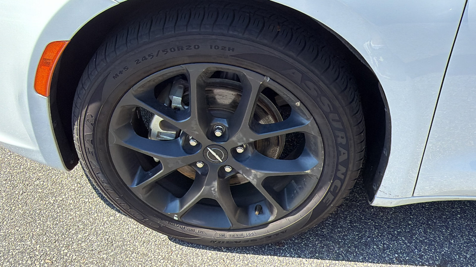 Used 2025 Chrysler Pacifica Limited FWD image 12