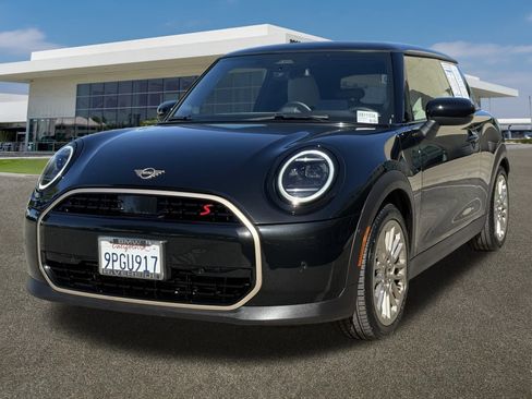 Used 2025 MINI Cooper S image 4