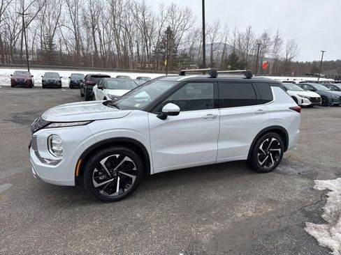 Used 2024 Mitsubishi Outlander SEL image 29