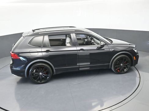 Used 2020 Volkswagen Tiguan SE R-Line image 59