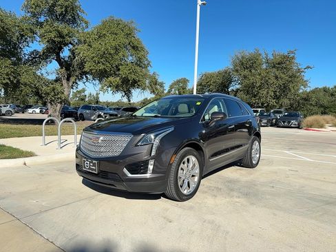Used 2019 Cadillac XT5 Luxury w/ LPO, Radiant Package image 2