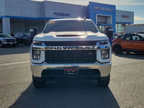 Used 2021 Chevrolet Silverado 2500 LT w/ Z71 Off-Road Package image 3