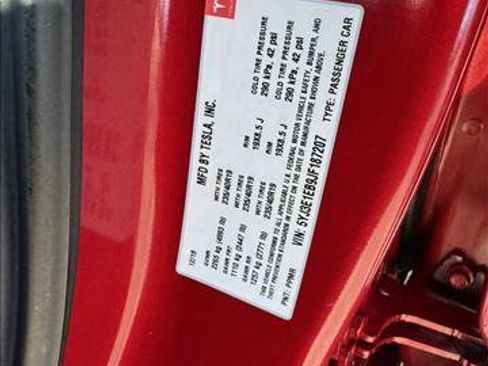 Used 2018 Tesla Model 3 Long Range image 22