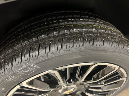 New 2026 Chevrolet Suburban High Country image 10