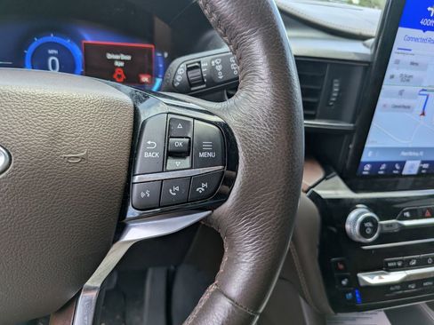 Used 2024 Ford Explorer King Ranch w/ Technology Package RWD image 30