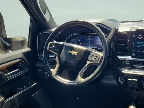 Certified 2024 Chevrolet Silverado 3500 High Country w/ High Country Premium Package AWD/4WD image 12
