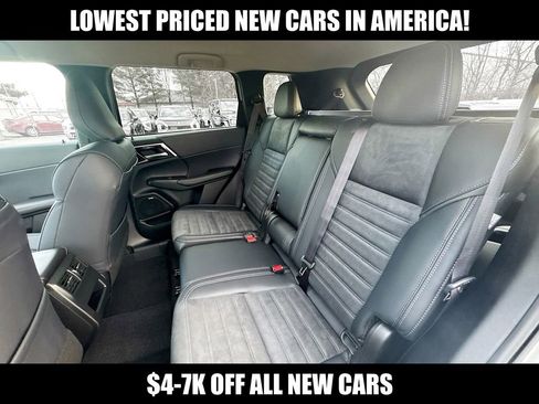 New 2026 Mitsubishi Outlander SE FWD image 25