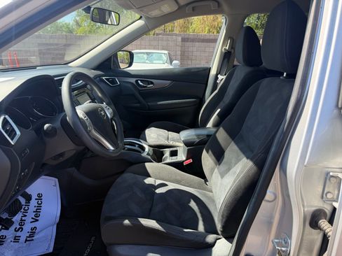 Used 2015 Nissan Rogue SV w/ SV Premium Package AWD/4WD image 13