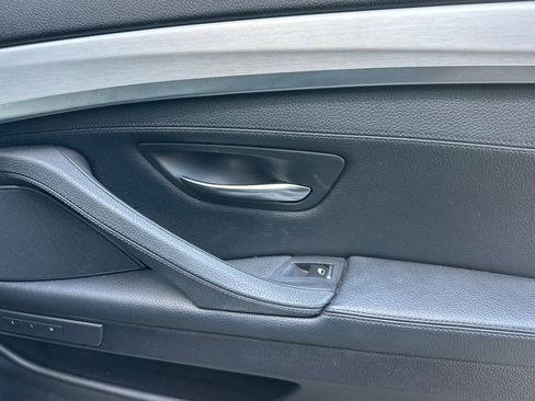 Used 2011 BMW 535i Sedan image 20