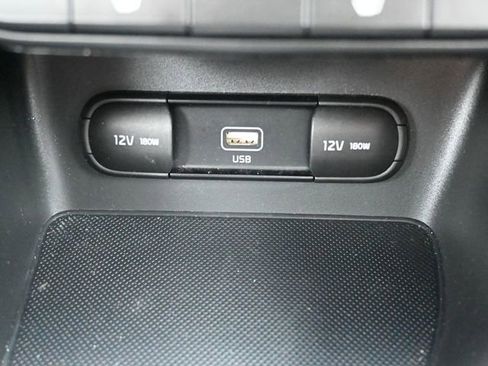 Used 2021 Kia Sportage S image 19