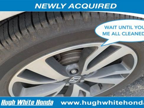 Used 2024 Honda Odyssey Touring image 1