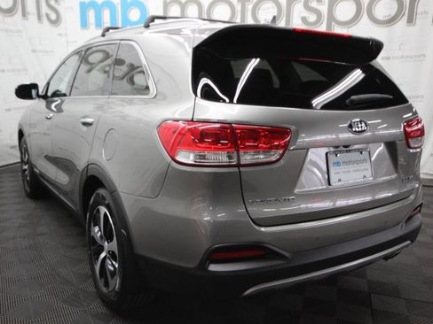 Used 2017 Kia Sorento EX w/ EX V6 Premium Package image 4