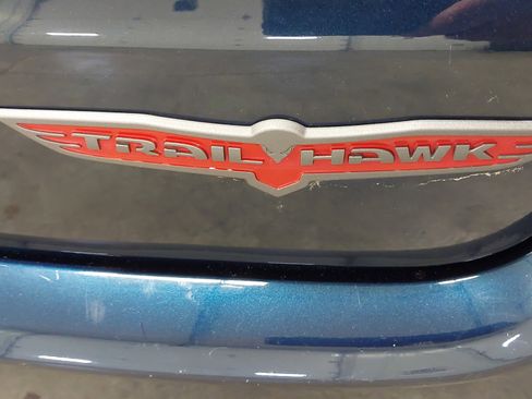 Used 2024 Jeep Compass Trailhawk w/ Trailhawk Elite Group image 33