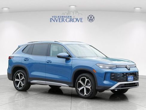 New 2026 Volkswagen Tiguan SE AWD/4WD image 1