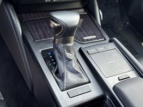 Used 2020 Lexus ES 350 w/ Accessory Package FWD image 18