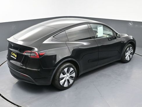 Used 2023 Tesla Model Y Long Range image 48