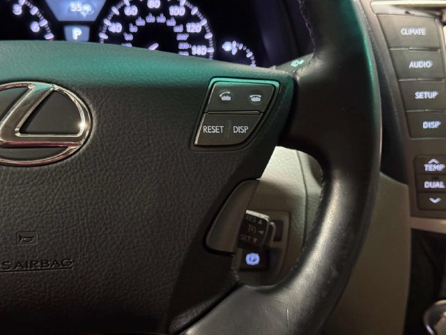 Used 2012 Lexus LS 460 AWD w/ Luxury Value Edition image 16