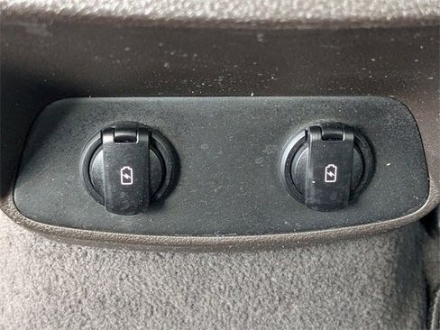 Used 2019 Hyundai Santa Fe Limited image 26