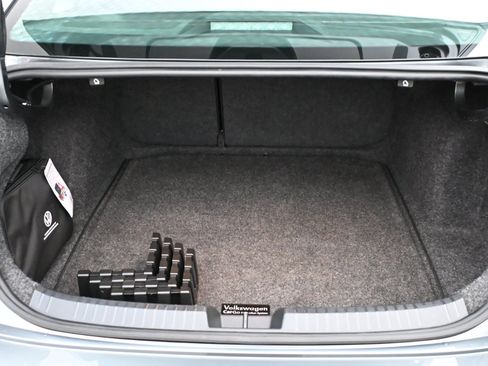 Used 2022 Volkswagen Jetta S image 36