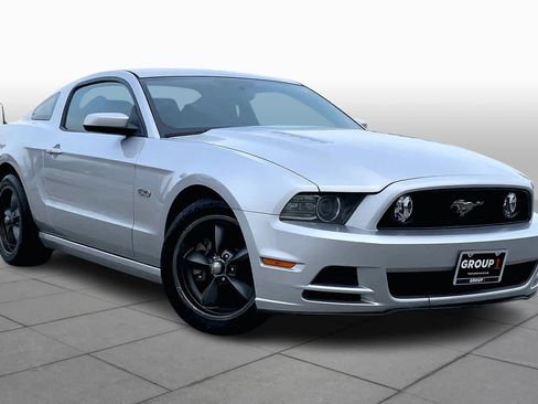 Used 2014 Ford Mustang GT Premium image 2