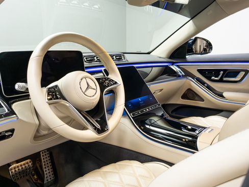 Used 2023 Mercedes-Benz S 580 4MATIC Sedan image 9