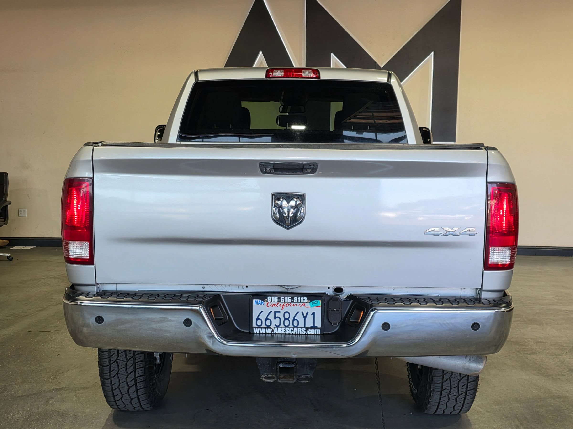 Used 2016 RAM 2500 Tradesman w/ Chrome Appearance Group AWD/4WD image 5
