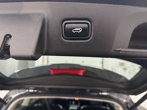 Used 2022 Kia Telluride SX w/ SX Prestige Package AWD/4WD image 39