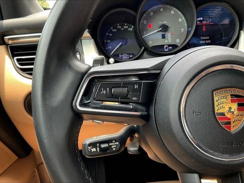 Used 2022 Porsche Macan S AWD/4WD image 11