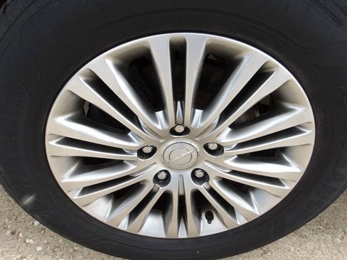 Used 2013 Chrysler Town & Country Touring-L w/ Driver Convenience Group FWD image 26