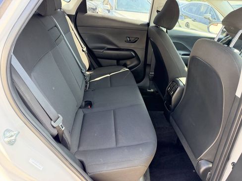 Used 2025 Hyundai Kona SEL FWD image 21