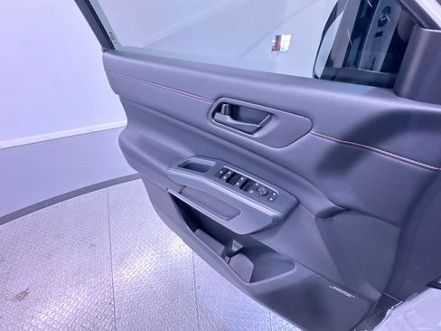 Used 2024 Nissan Pathfinder Rock Creek AWD/4WD image 32