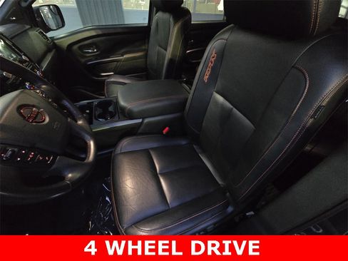 Used 2023 Nissan Titan PRO-4X w/ Pro-4x Convenience Package image 15