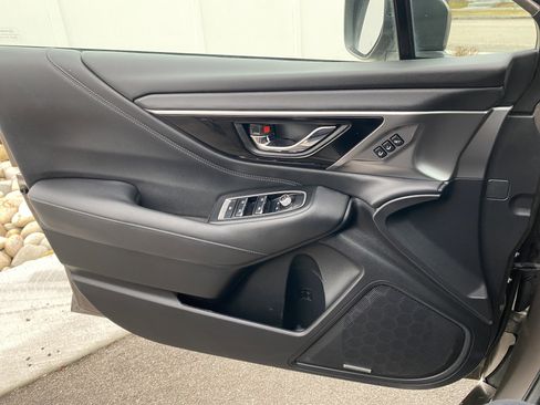 Used 2022 Subaru Legacy Limited XT image 17