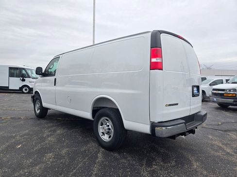 New 2025 Chevrolet Express 2500 w/ Enhanced Convenience Package image 13